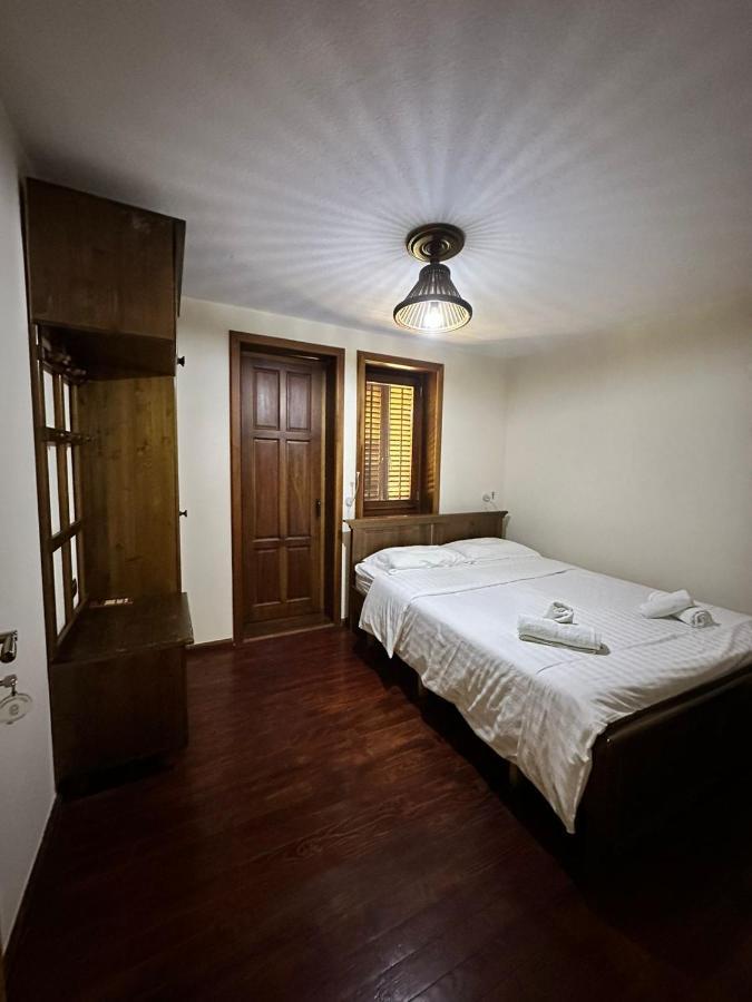 Residence Quku Valbones Bagian luar foto